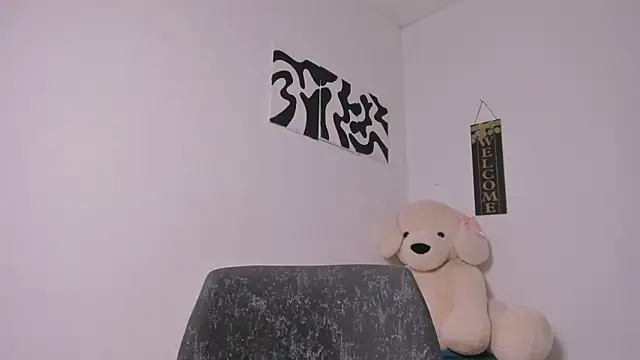 Nia13 online show from March 2026 01:07:02 AM