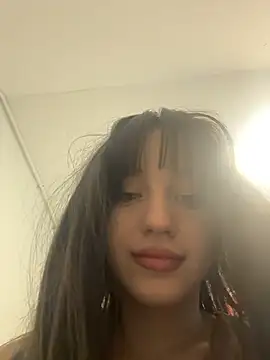 MiaTee online show from May 2026 01:46:01 AM