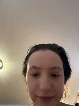 MiaTee online show from February 2026 04:45:01 AM