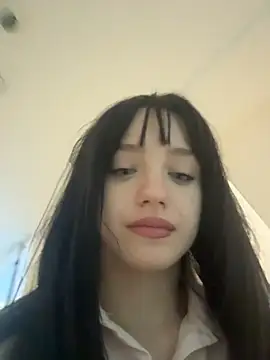 MiaTee online show from May 2026 01:29:01 AM
