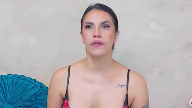AndiVasquez online show from June 2026 11:00:01 AM