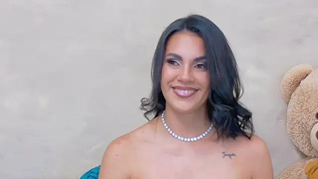 AndiVasquez online show from April 2026 10:44:01 AM