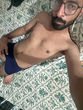 RKkru online show from February 2026 04:14:01 PM