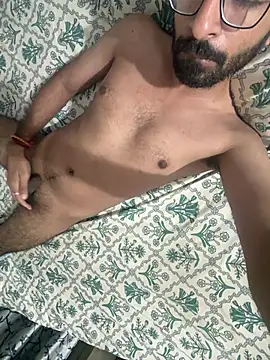 RKkru online show from February 2026 05:36:02 PM