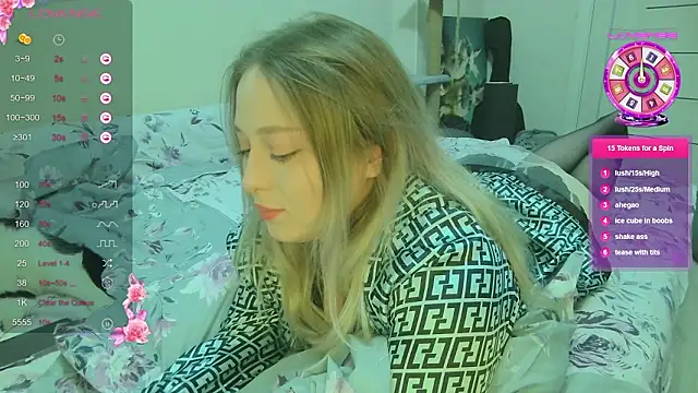 Snapshot of Emiliaaah chatting on February 2026 08:55:02 PM Emiliaaah online show from February 2026 08:55:02 PM