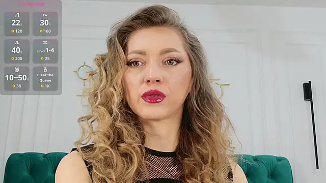 IrisLayne online show from April 2026 04:32:01 AM