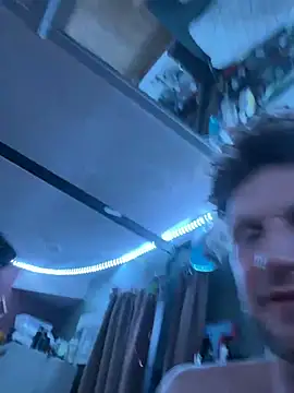 mileslongdeep online show from February 2026 11:43:01 AM