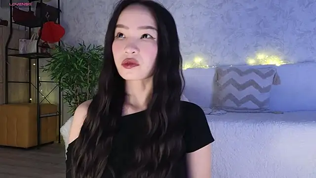 saya li11 online show from February 2026 04:15:02 PM