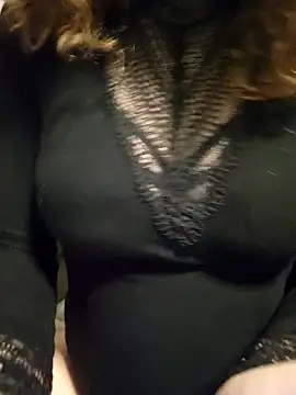 Isa363636 online show from February 2026 10:21:01 PM