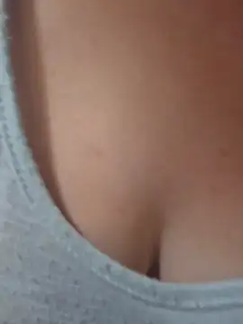 Isa363636 online show from March 2026 09:48:01 PM