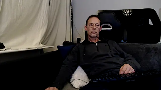 Snapshot of Sexy_Ass_Mike chatting on February 2026 10:18:01 PM Sexy Ass Mike online show from February 2026 10:18:01 PM