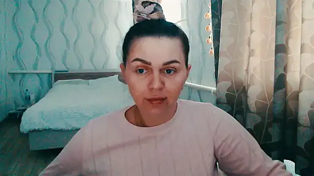 Snapshot of MagicKatarina_ chatting on February 2026 06:11:02 AM MagicKatarina online show from February 2026 06:11:02 AM