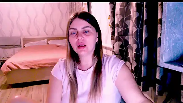 Snapshot of MagicKatarina_ chatting on March 2026 07:14:02 PM MagicKatarina online show from March 2026 07:14:02 PM