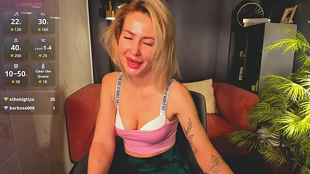 Madam  Isabella online show from May 2026 06:39:02 AM