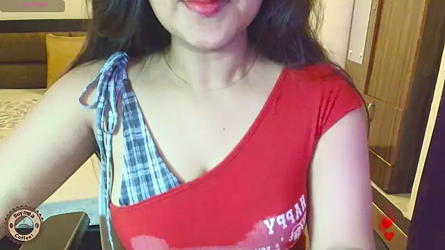 Yara-143 online show from June 2026 06:02:01 PM