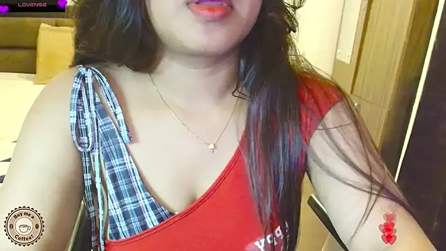 Yara-143 online show from July 2026 04:47:01 PM