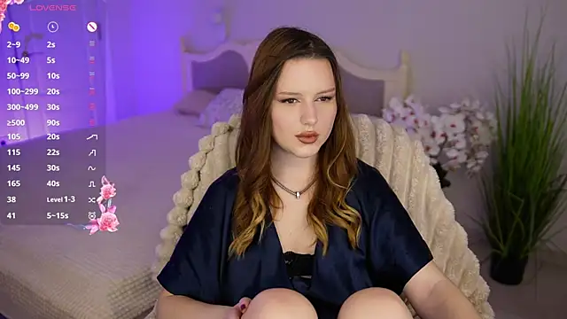 Milana Moons online show from June 2026 03:50:01 PM