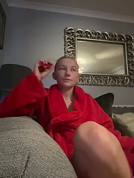 Milssweetx online show from April 2026 05:52:02 AM