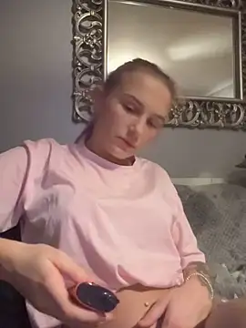 Milssweetx online show from March 2026 09:08:02 PM