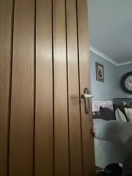 Milssweetx online show from March 2026 09:54:02 AM