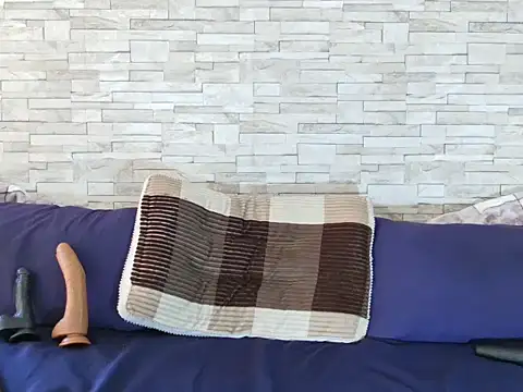 Snapshot of BustyBmw chatting on February 2026 12:04:01 PM BustyBmw online show from February 2026 12:04:01 PM