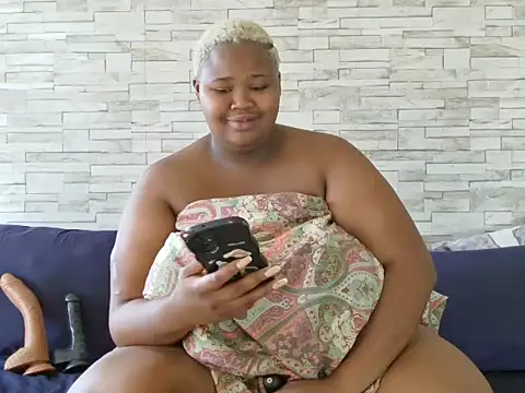 BustyBmw online show from March 2026 08:40:01 AM