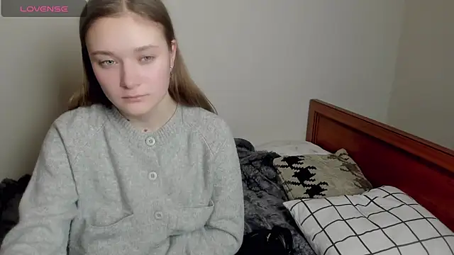 Elina X online show from March 2026 10:06:01 PM