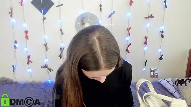 Elina X online show from June 2026 01:23:01 PM