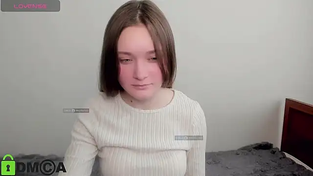 Elina X online show from May 2026 01:06:01 PM