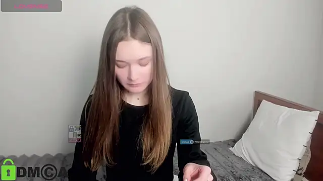 Elina X online show from May 2026 01:03:01 PM