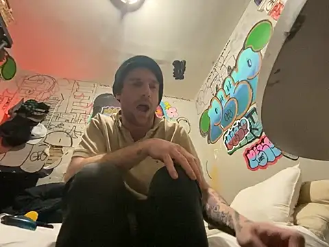 Snapshot of gothboiplzty chatting on February 2026 01:36:02 AM gothboiplzty online show from February 2026 01:36:02 AM