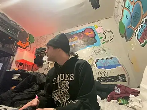 Snapshot of gothboiplzty chatting on February 2026 10:42:02 PM gothboiplzty online show from February 2026 10:42:02 PM