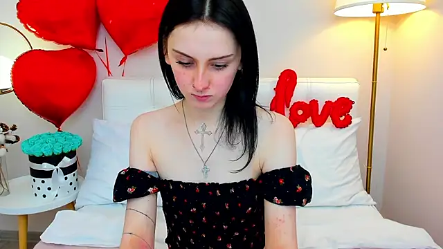 Snapshot of NancyGlo chatting on February 2026 01:33:02 PM NancyGlo online show from February 2026 01:33:02 PM