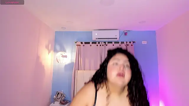 Snapshot of LOU_22_ chatting on March 2026 01:30:02 PM LOU 22 online show from March 2026 01:30:02 PM