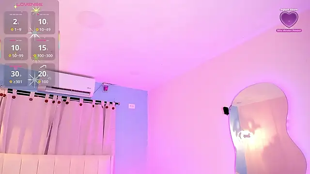 Snapshot of LOU_22_ chatting on March 2026 12:32:02 PM LOU 22 online show from March 2026 12:32:02 PM