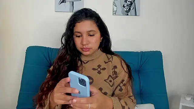 Snapshot of Victoria_Rosee chatting on February 2026 12:38:02 PM Victoria Rosee online show from February 2026 12:38:02 PM