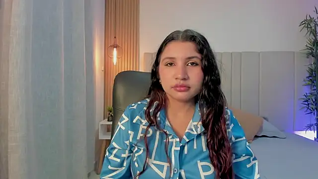Snapshot of Victoria_Rosee chatting on May 2026 12:15:01 PM Victoria Rosee online show from May 2026 12:15:01 PM