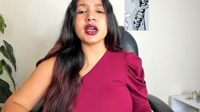 Snapshot of Victoria_Rosee chatting on February 2026 12:43:02 PM Victoria Rosee online show from February 2026 12:43:02 PM