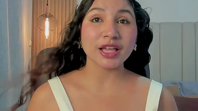 Snapshot of Victoria_Rosee chatting on May 2026 12:37:02 PM Victoria Rosee online show from May 2026 12:37:02 PM