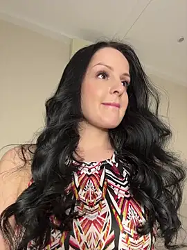 Evayra online show from April 2026 09:19:02 PM