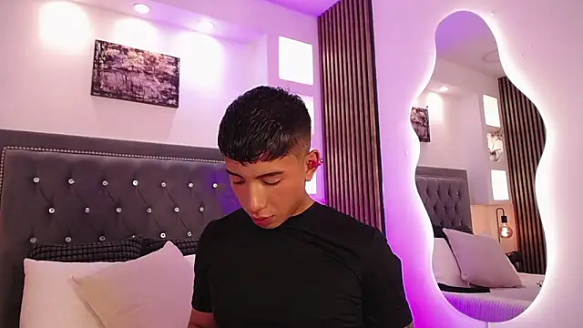 Snapshot of Fancy_Vixen chatting on March 2026 02:51:02 AM Fancy Vixen online show from March 2026 02:51:02 AM