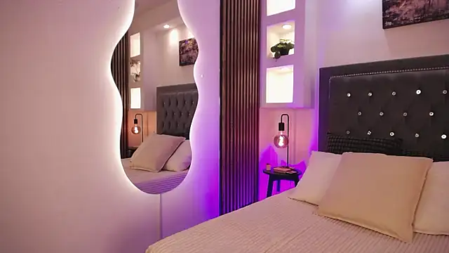 Fancy Vixen online show from March 2026 03:23:01 AM