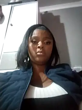 PrettyLisa26 online show from May 2026 09:07:01 PM