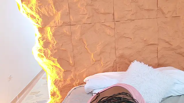 Snapshot of Nahomi_Williams_ chatting on March 2026 12:49:02 PM Nahomi Williams online show from March 2026 12:49:02 PM