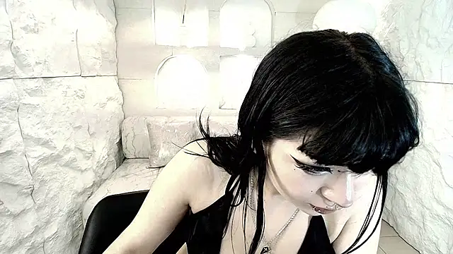 vampkitty r online show from February 2026 01:11:02 PM