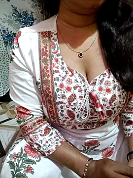 PARI51 online show from February 2026 08:08:02 PM