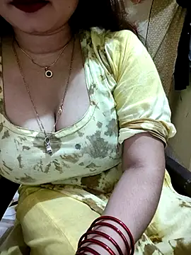 PARI51 online show from June 2026 07:52:02 PM