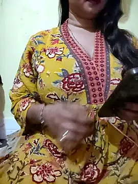 PARI51 online show from February 2026 08:20:02 PM