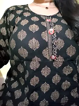 PARI51 online show from February 2026 08:42:01 PM