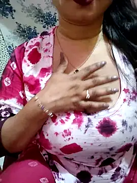 PARI51 online show from February 2026 09:15:01 PM